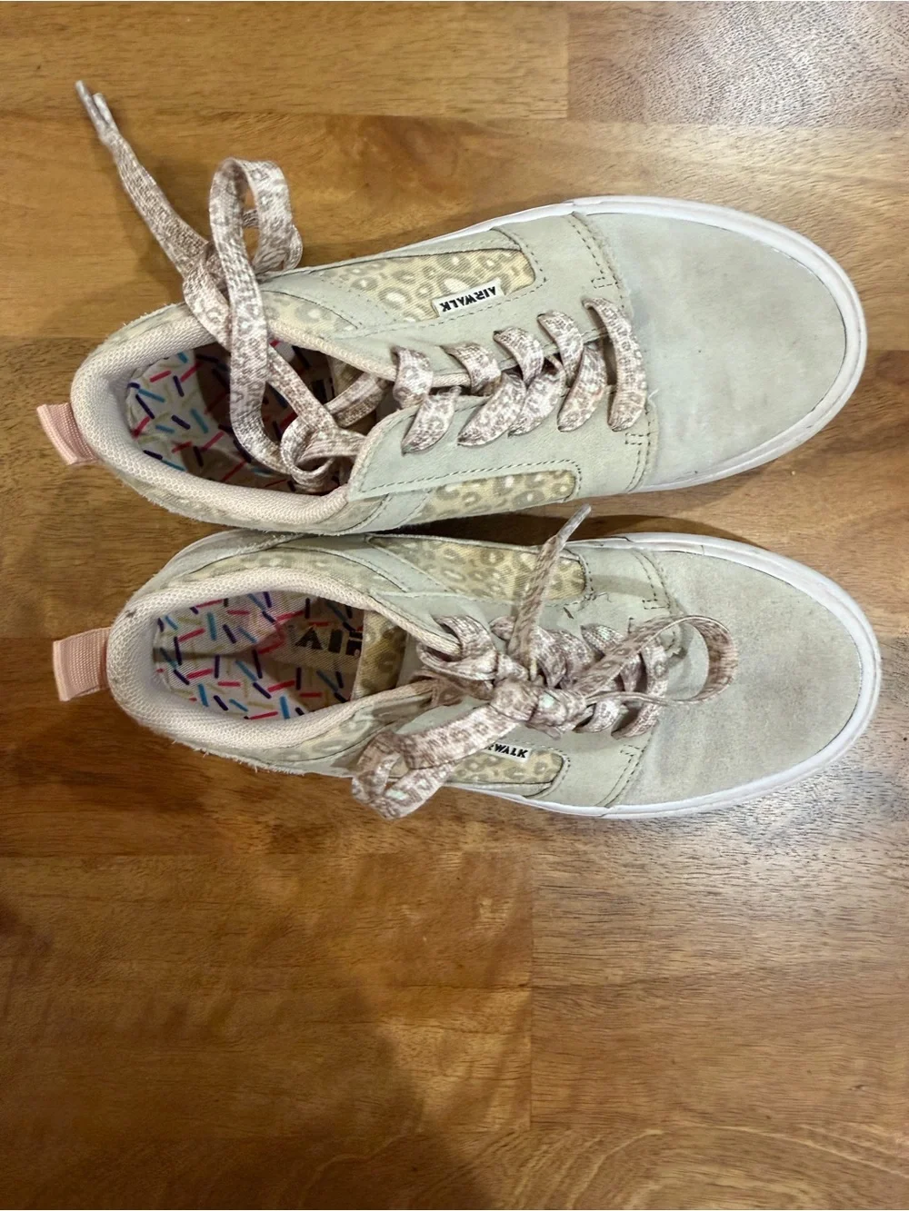 Airwalk Kids Sneakers Beige Suede & Leopard Accent Youth Size 3
